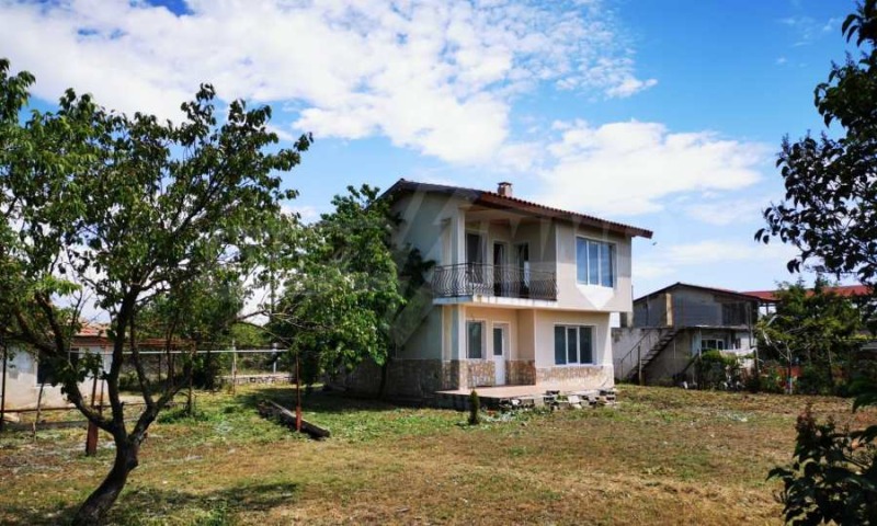 Продава  Къща, област Добрич, с. Божурец • 73 500 EUR • ID 95282330 — holmes.bg - [1] 