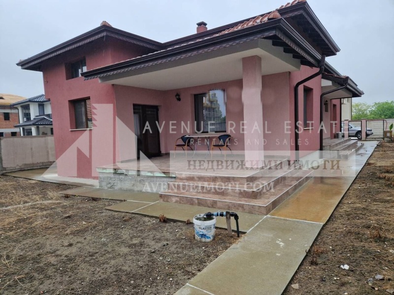 Продава КЪЩА, гр. Пловдив, Остромила, снимка 1 - Къщи - 48026270