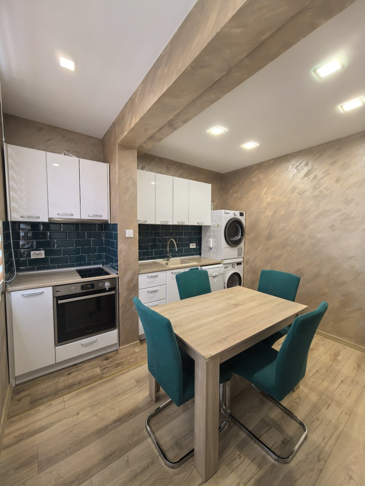 Продава 3-СТАЕН, гр. София, Сердика, снимка 5 - Апартаменти - 53968481