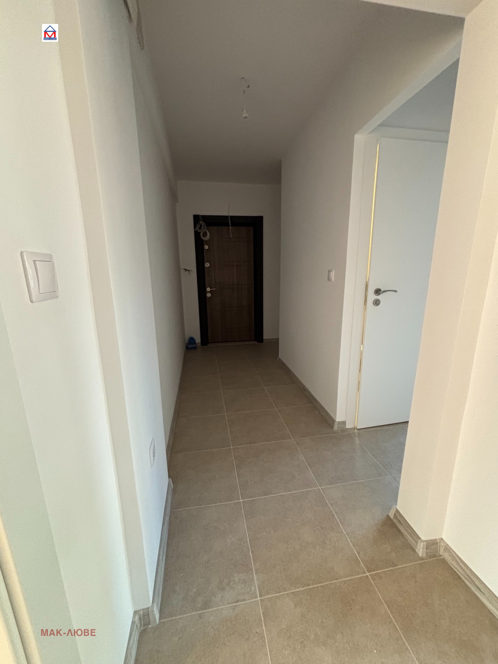 Продава 4-СТАЕН, гр. Варна, Цветен квартал, снимка 7 - Апартаменти - 54108661