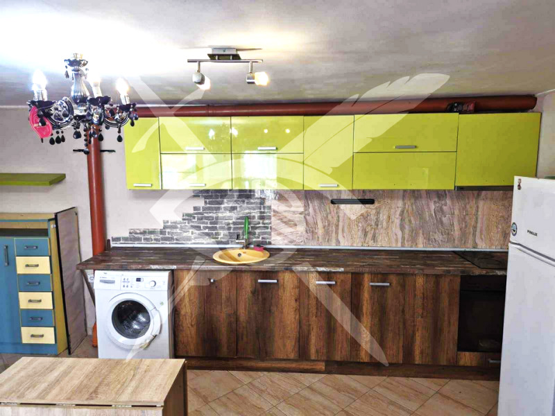 Продава ОФИС в град Варна, Колхозен пазар - 35 кв.м / 74 900 € » 146 491.67 лв., ЕКС НВД ООД