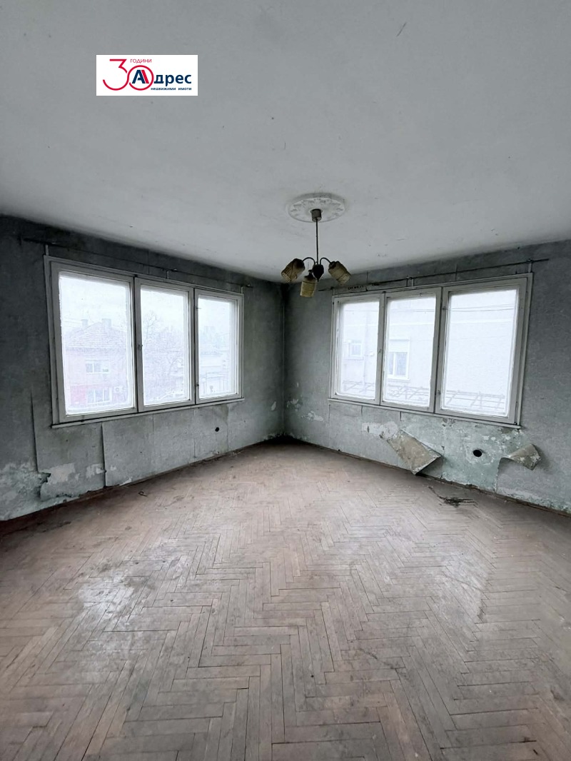 Продава ЕТАЖ ОТ КЪЩА в град Добрич, Пинета - 153 кв.м / 73 000 € » 142 775.59 лв., АДРЕС НЕДВИЖИМИ ИМОТИ - ДОБРИЧ