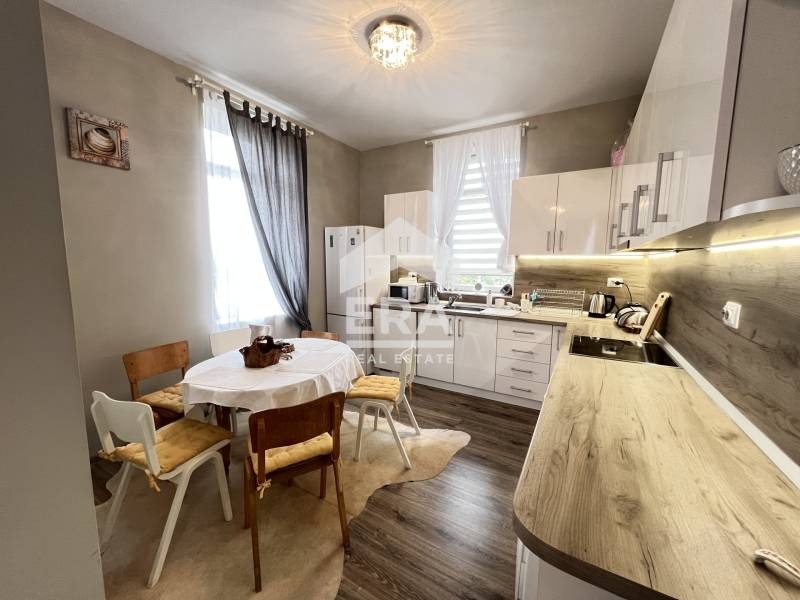 Продава 3-СТАЕН, гр. София, Банишора, снимка 2 - Апартаменти - 52874635