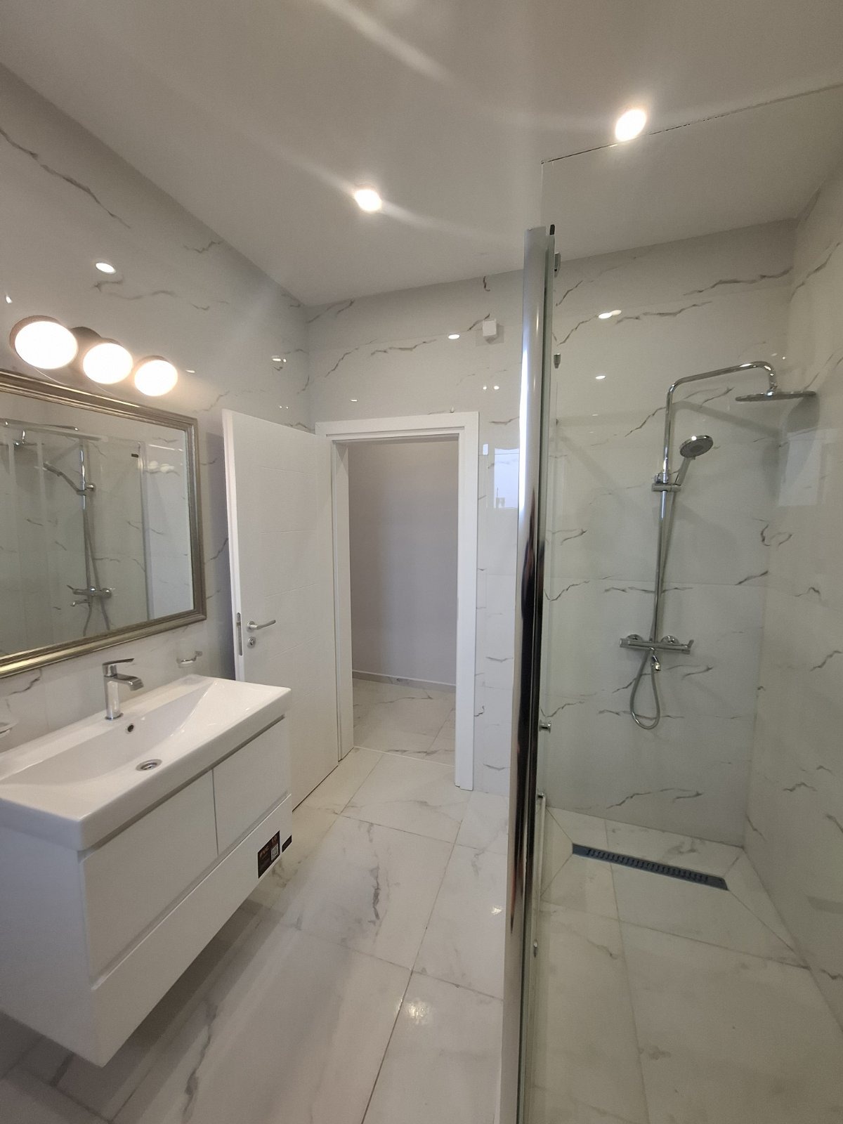 Продава ЕТАЖ ОТ КЪЩА, гр. София, Орландовци, снимка 5 - Етаж от къща - 53918568