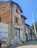 Продава КЪЩА, гр. София, Център, снимка 1