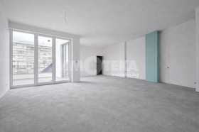 МНОГОСТАЕН, 153 m2