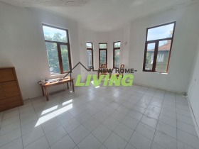 Hus Gulv Tsentar, Plovdiv