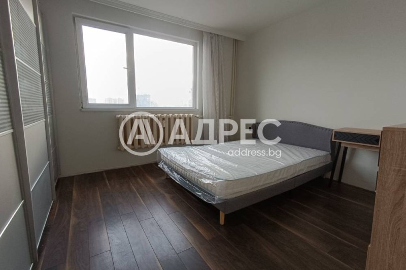 Продава  3-стаен град София , Младост 1 , 71 кв.м | 78386273