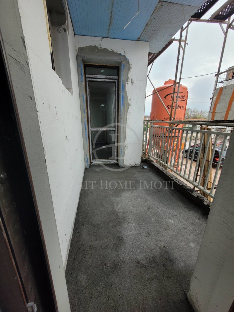 Продава 3-СТАЕН, гр. Пловдив, Остромила, снимка 8 - Апартаменти - 52396319