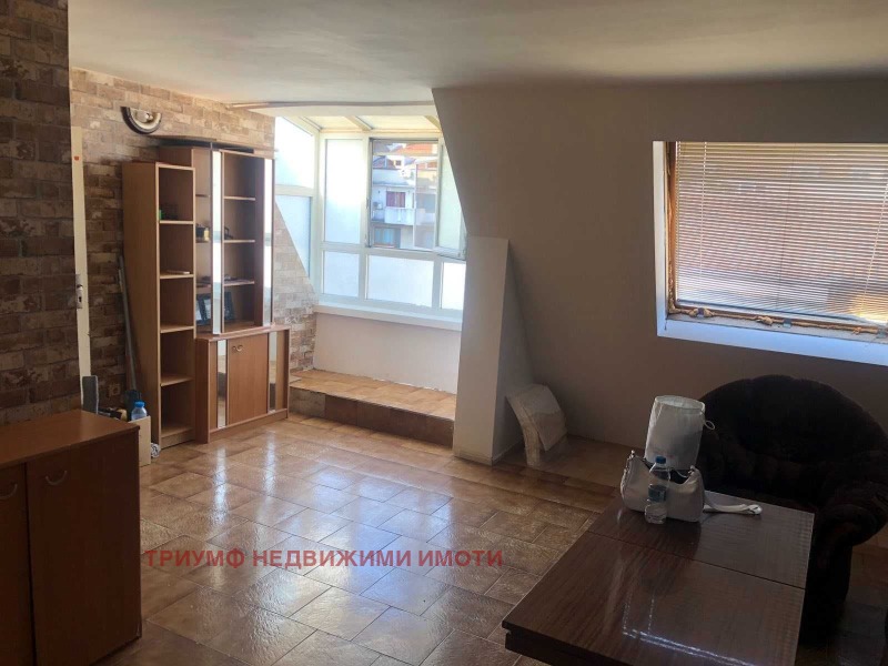 Продава 3-СТАЕН, гр. Варна, Централна поща, снимка 3 - Апартаменти - 53438793