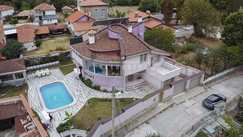 Продава КЪЩА, гр. Пловдив, Беломорски, снимка 2 - Къщи - 52084502