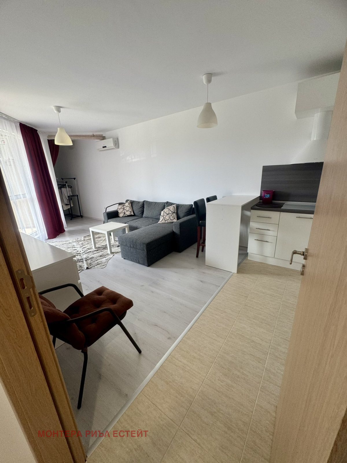 Продава 2-СТАЕН, гр. Варна, Бриз, снимка 2 - Апартаменти - 53594150