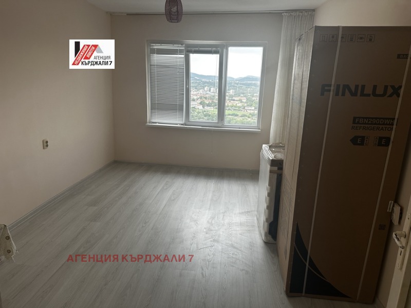 En venta  2 dormitorios Kardzhali , Vazrozhdentsi , 69 metros cuadrados | 96154480 - imagen [2]