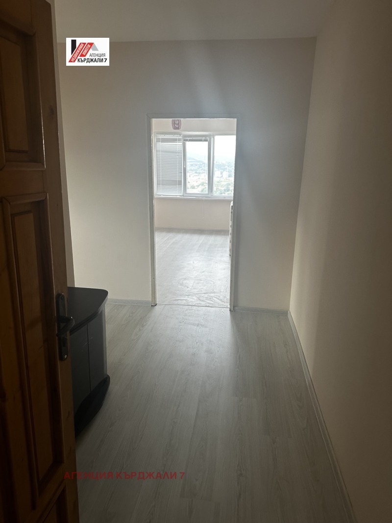 In vendita  2 camere da letto Kardgali , Vazrogdentsi , 69 mq | 96154480