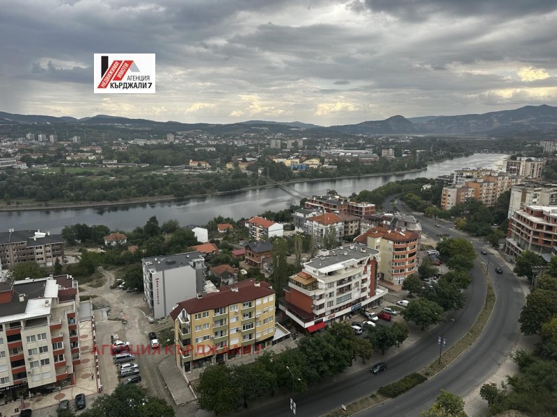 En venta  2 dormitorios Kardzhali , Vazrozhdentsi , 69 metros cuadrados | 96154480 - imagen [4]