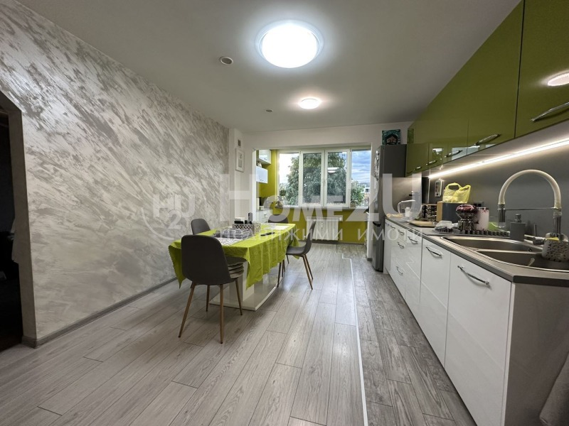 For Sale  2 bedroom Sofia , Levski V , 90 sq.m | 21901953