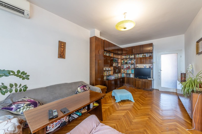 Продава  3-стаен град Варна , Център , 107 кв.м | 86685745 - изображение [2]
