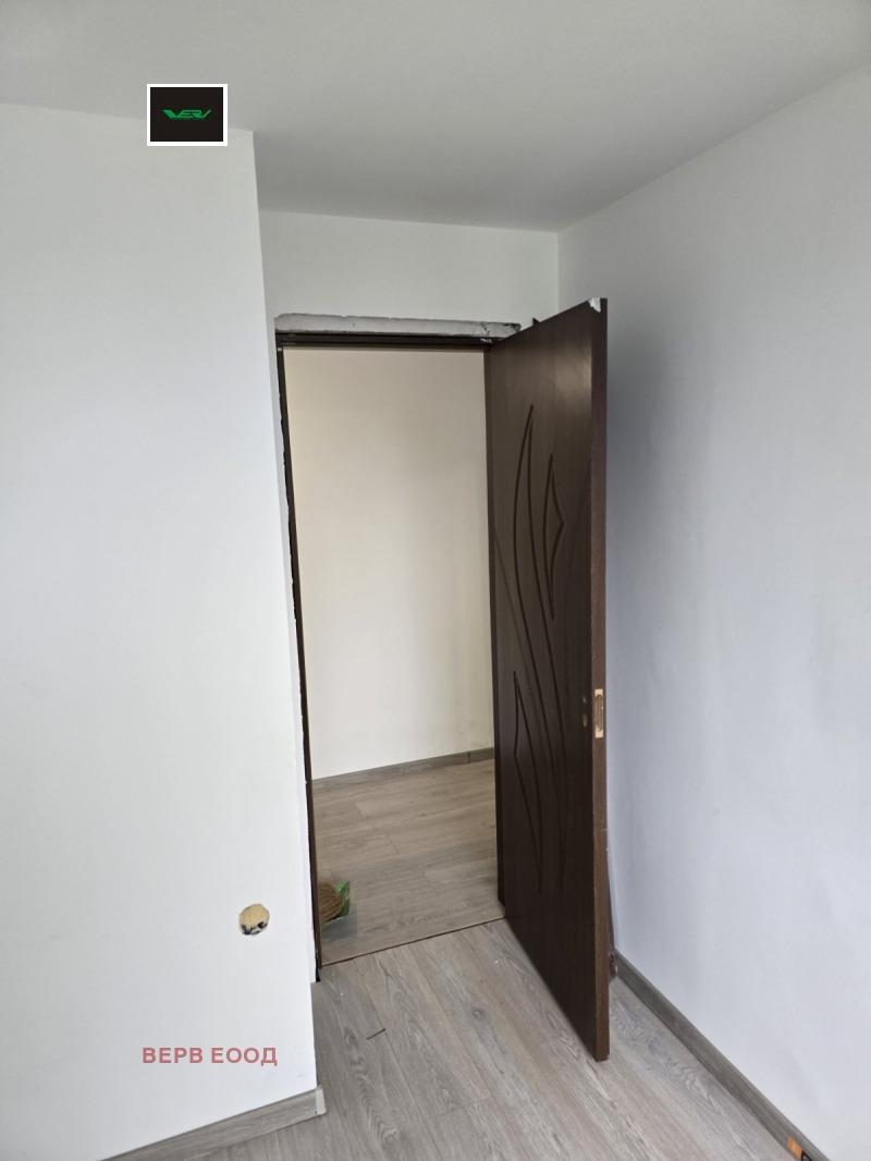 Myytävänä  2 makuuhuonetta Sofia , Zapaden park , 64 neliömetriä | 32868697 - kuva [9]