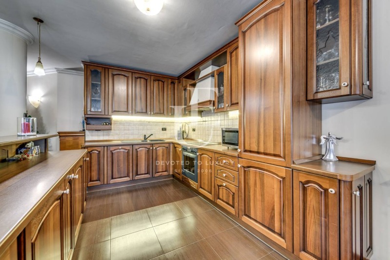 Продава 3-СТАЕН, гр. София, Лозенец, снимка 3 - Апартаменти - 52845887