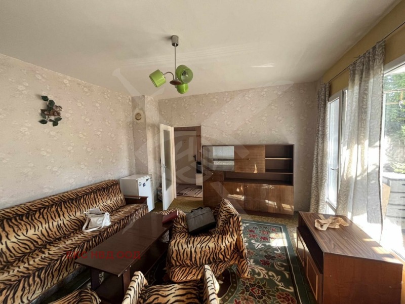 In vendita  Studio Plovdiv , Komatevo , 40 mq | 86458356