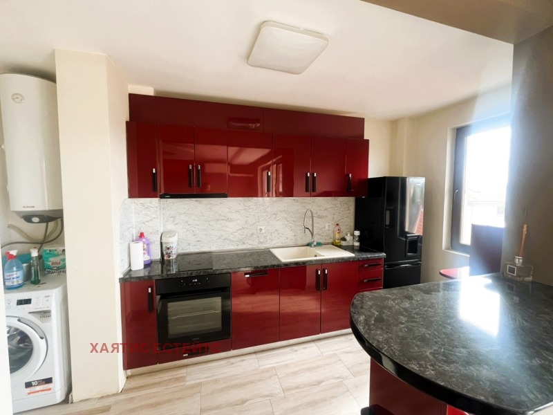 Продава 3-СТАЕН, гр. Свиленград, област Хасково, снимка 3 - Апартаменти - 52645048