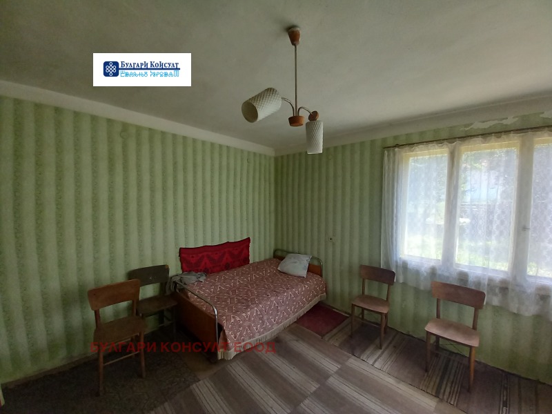 Продава  Къща област Кюстендил , с. Гюешево , 172 кв.м | 94356367 - изображение [11]