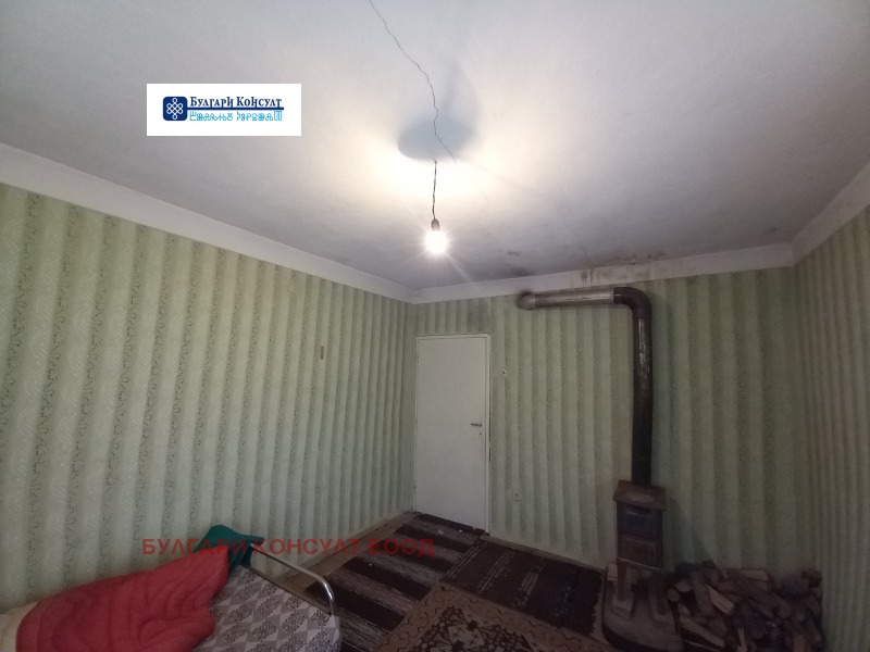 Продава  Къща област Кюстендил , с. Гюешево , 172 кв.м | 94356367 - изображение [16]