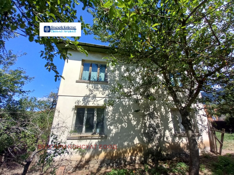 Продава  Къща област Кюстендил , с. Гюешево , 172 кв.м | 94356367 - изображение [4]