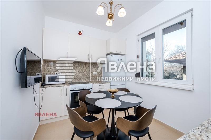 Eladó  Ház Sofia , Lozenec , 145 négyzetméter | 62520096 - kép [9]