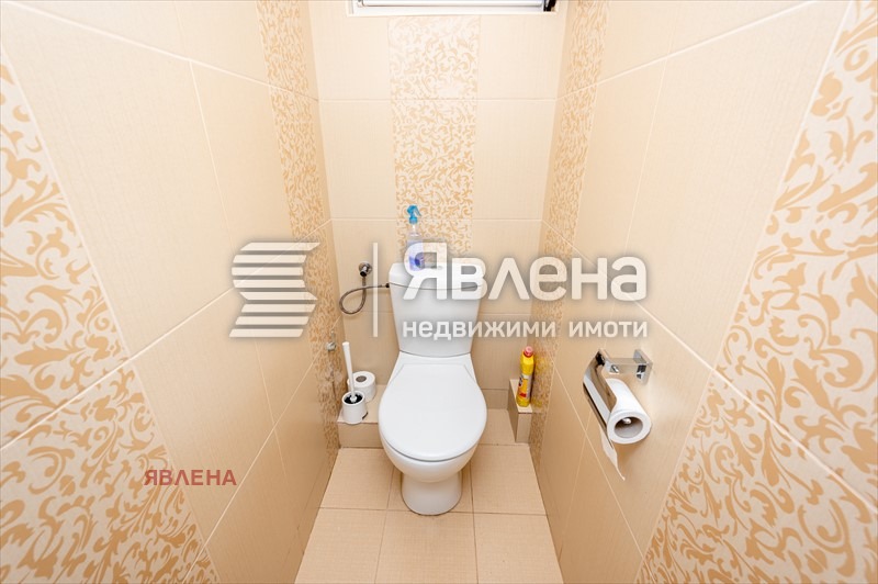 Eladó  Ház Sofia , Lozenec , 145 négyzetméter | 62520096 - kép [13]
