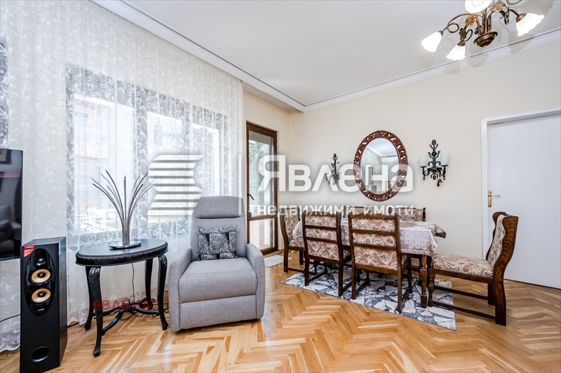 Eladó  Ház Sofia , Lozenec , 145 négyzetméter | 62520096 - kép [3]