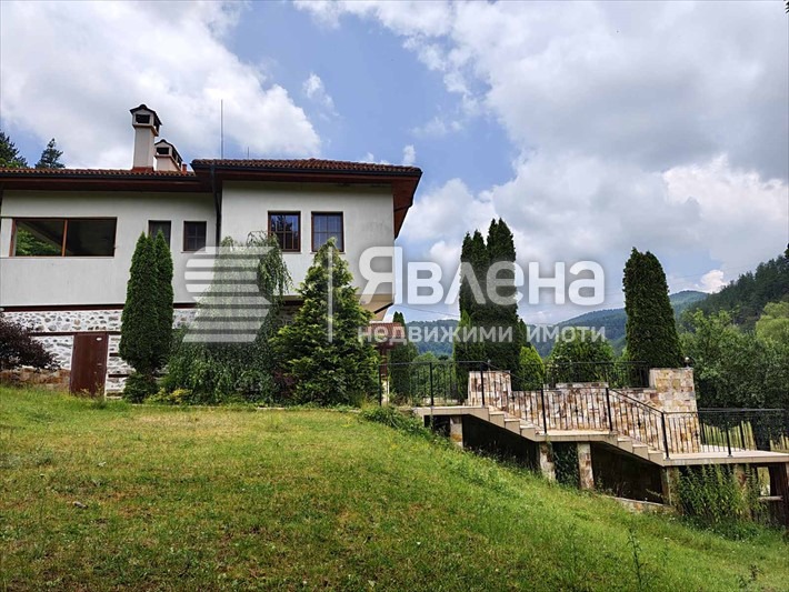 Продава КЪЩА, гр. Велинград, област Пазарджик, снимка 2 - Къщи - 56109516