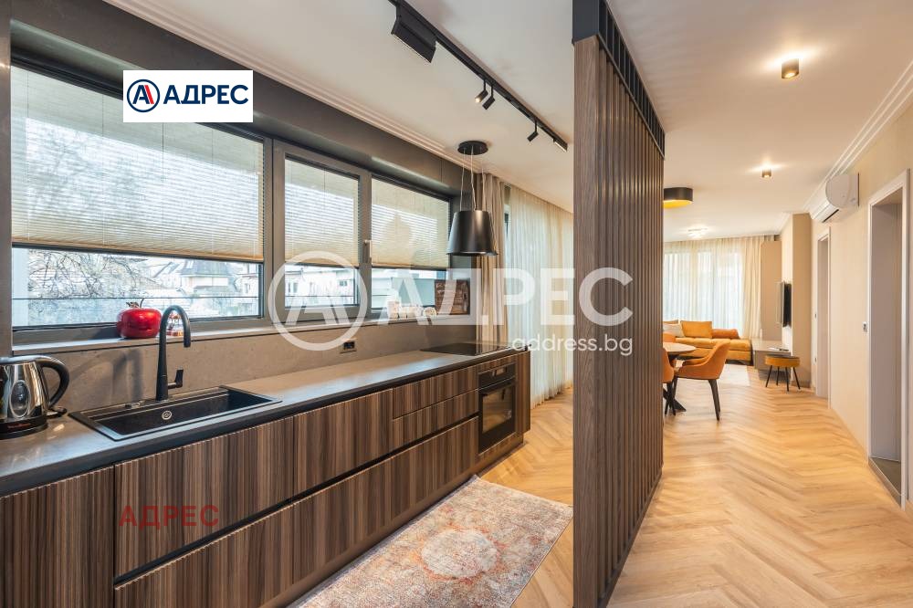 Продава 3-СТАЕН, гр. Варна, Център, снимка 2 - Апартаменти - 56459193