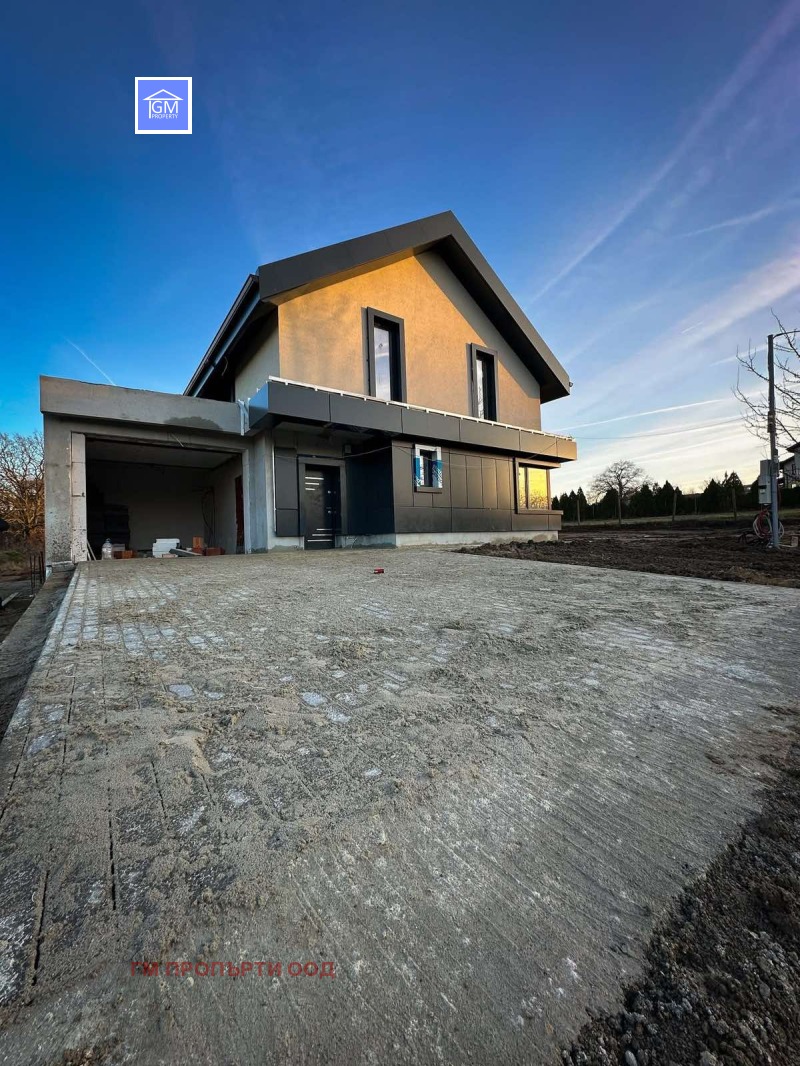 Продава КЪЩА в област Варна, с. Приселци - 185 кв.м / 250 000 € » 488 957.50 лв., ГМ ПРОПЪРТИ ООД