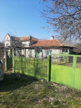 Продажба на имоти в с. Владимирово, област Добрич - изображение 5 