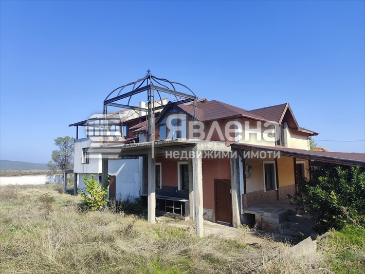 Продава КЪЩА, с. Малко градище, област Хасково