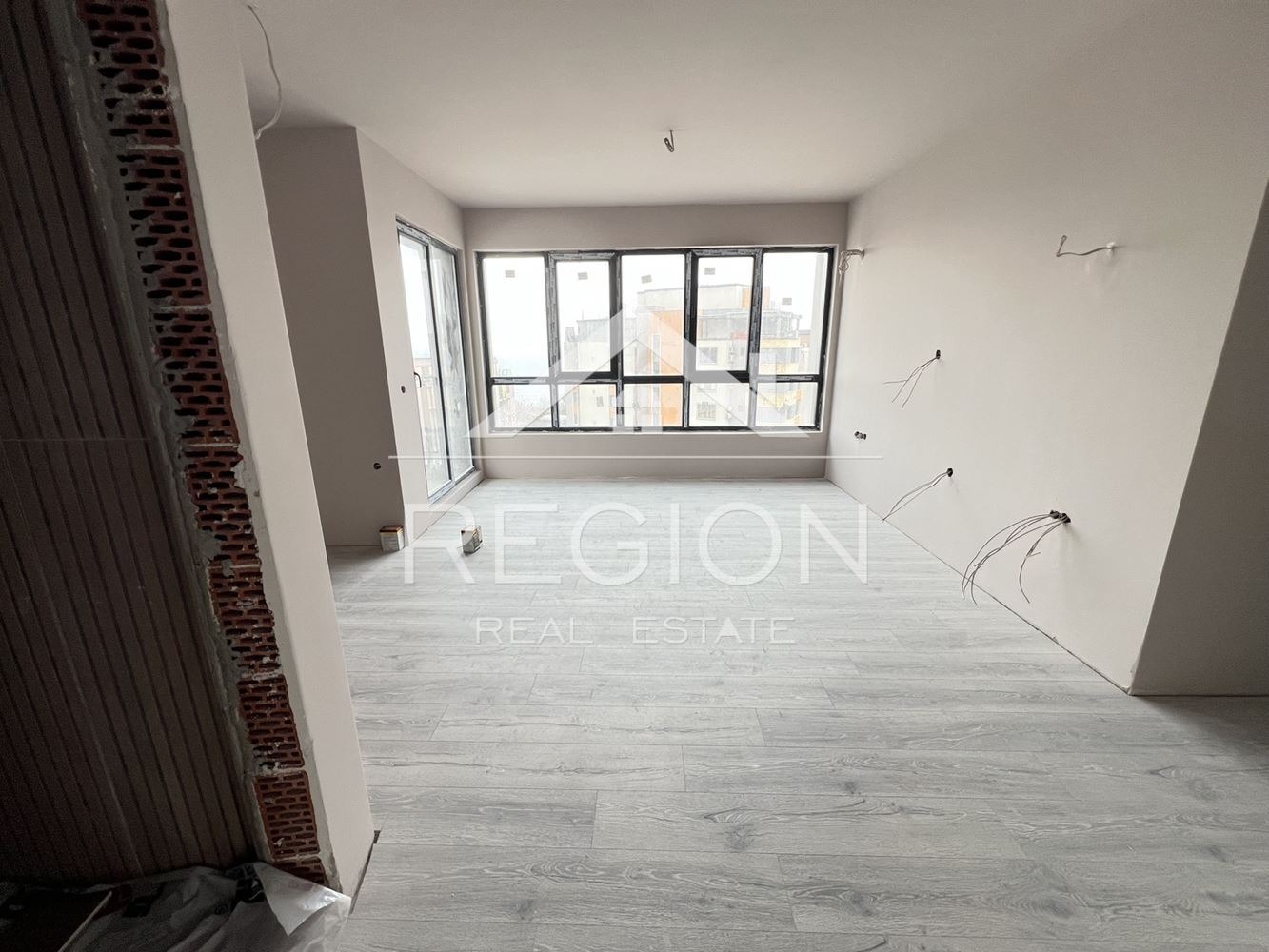 Продава 2-СТАЕН, гр. Варна, м-т Ален мак, снимка 3 - Апартаменти - 53969558