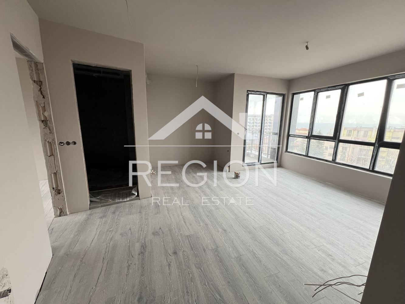 Продава 2-СТАЕН, гр. Варна, м-т Ален мак, снимка 2 - Апартаменти - 53969558