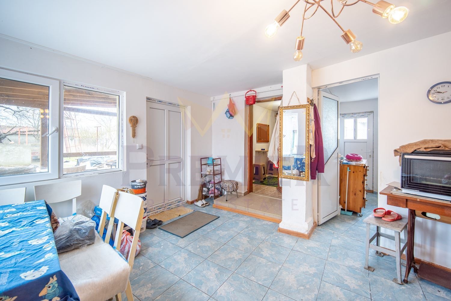 Продава КЪЩА, с. Безводица, област Добрич, снимка 4 - Къщи - 54037041