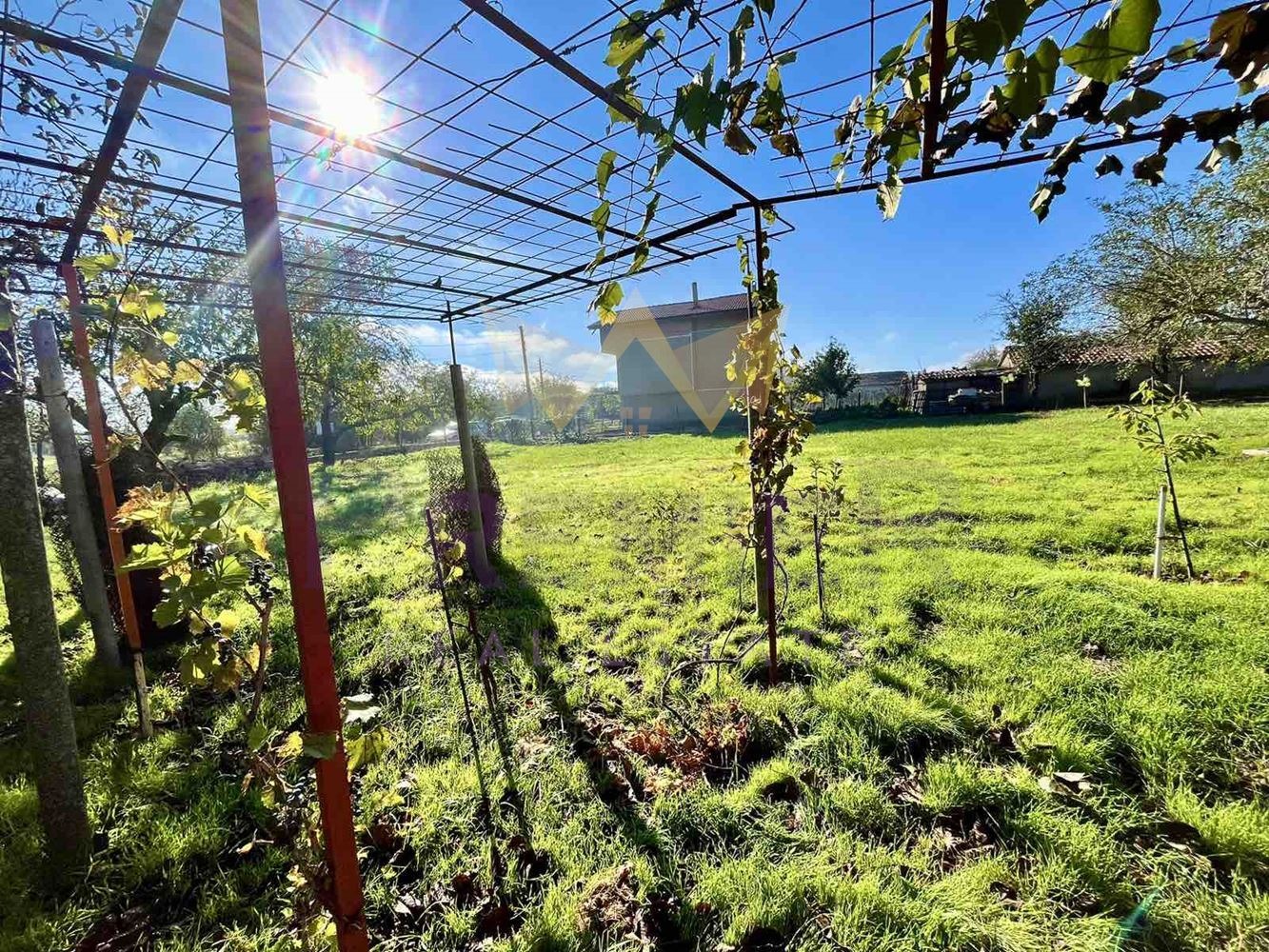 Продава КЪЩА, с. Безводица, област Добрич, снимка 17 - Къщи - 54037041