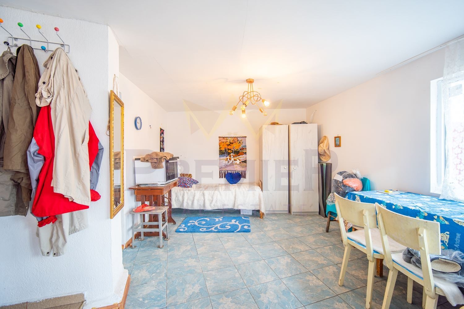 Продава КЪЩА, с. Безводица, област Добрич, снимка 5 - Къщи - 54037041