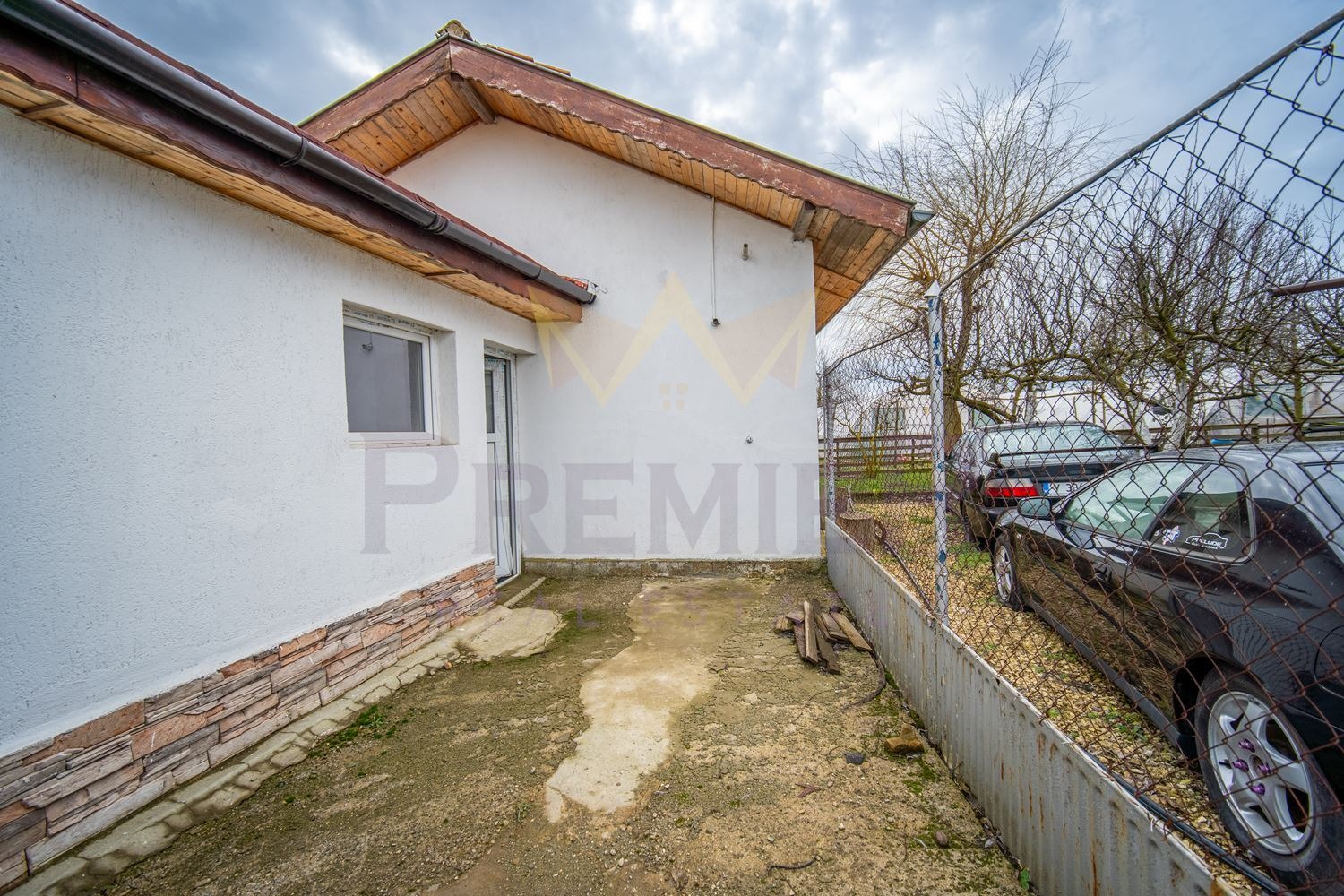 Продава КЪЩА, с. Безводица, област Добрич, снимка 11 - Къщи - 54037041