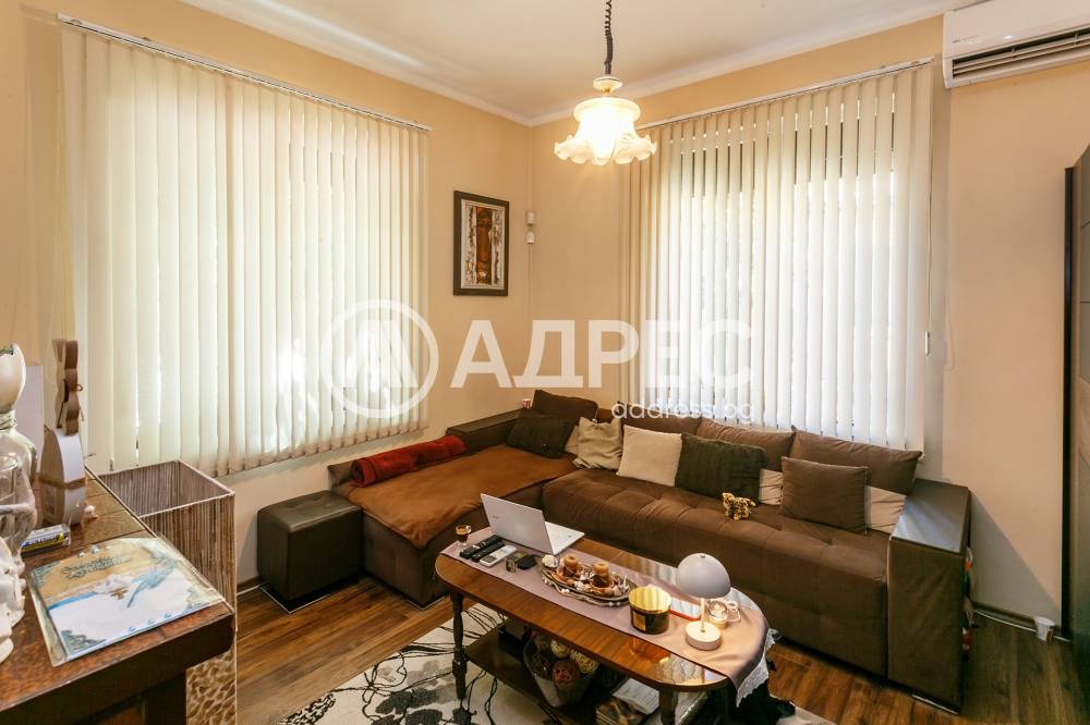 Продава КЪЩА, гр. София, Център, снимка 3 - Къщи - 54847903