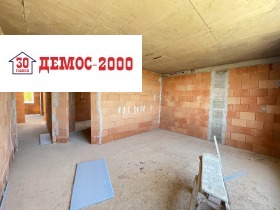 Maison m-t Priboi, Varna 3