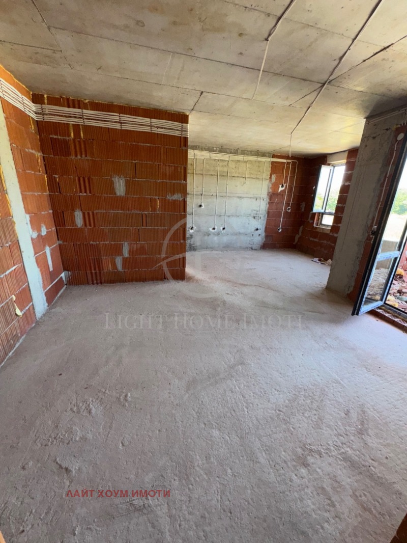In vendita  1 camera da letto Plovdiv , Proslav , 65 mq | 40703406 - Immagine [8]