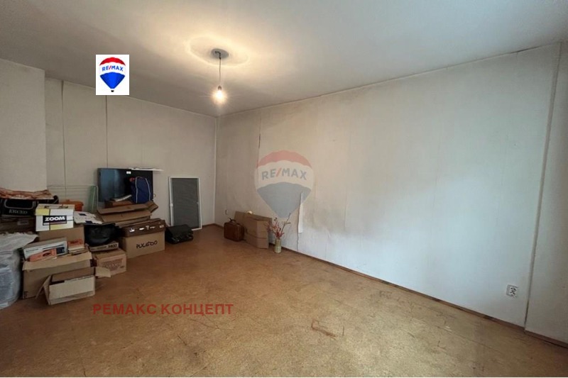 Продава 3-СТАЕН, гр. Шумен, 5-ти полк, снимка 4 - Апартаменти - 52388685