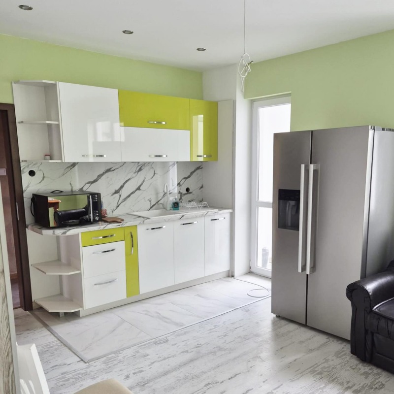 Продава 3-СТАЕН, гр. Пловдив, Христо Смирненски