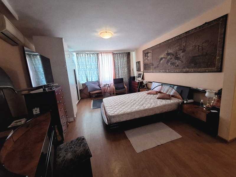 In vendita  3 camere da letto Sofia , Tsentar , 270 mq | 79530896 - Immagine [13]