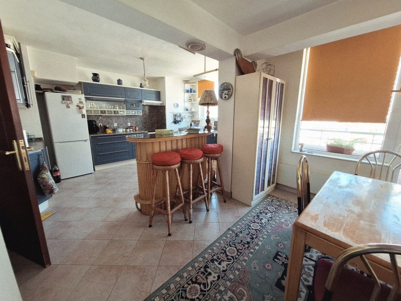 In vendita  3 camere da letto Sofia , Tsentar , 270 mq | 79530896 - Immagine [8]