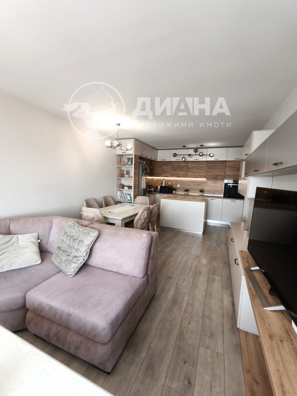 Продава 4-СТАЕН, гр. Пловдив, Тракия